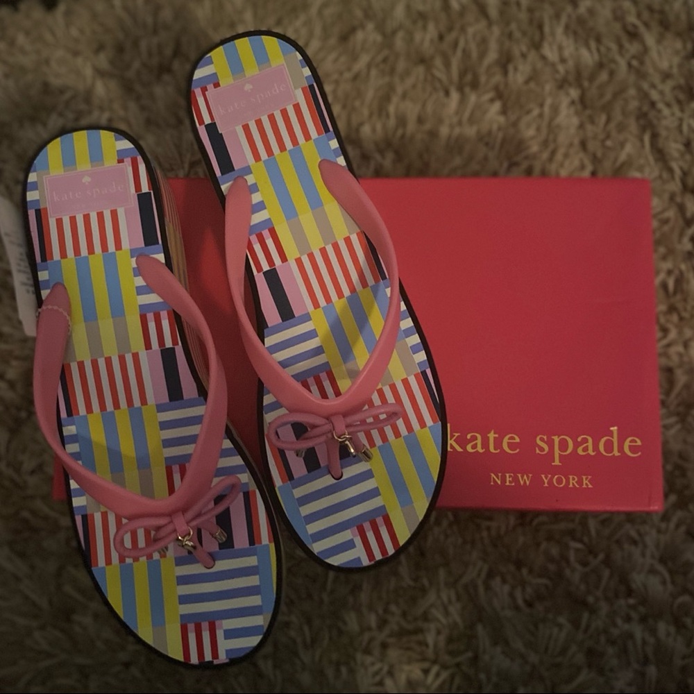 New In Box Kate Spade wedge flip flops